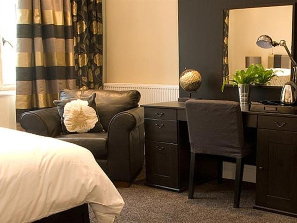 The Keep Boutique Hotel Yeovil Exterior photo